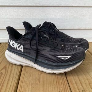 Hoka One One Clifton 9 Supportive Walking Running Shoes in Black - Womens 9.5